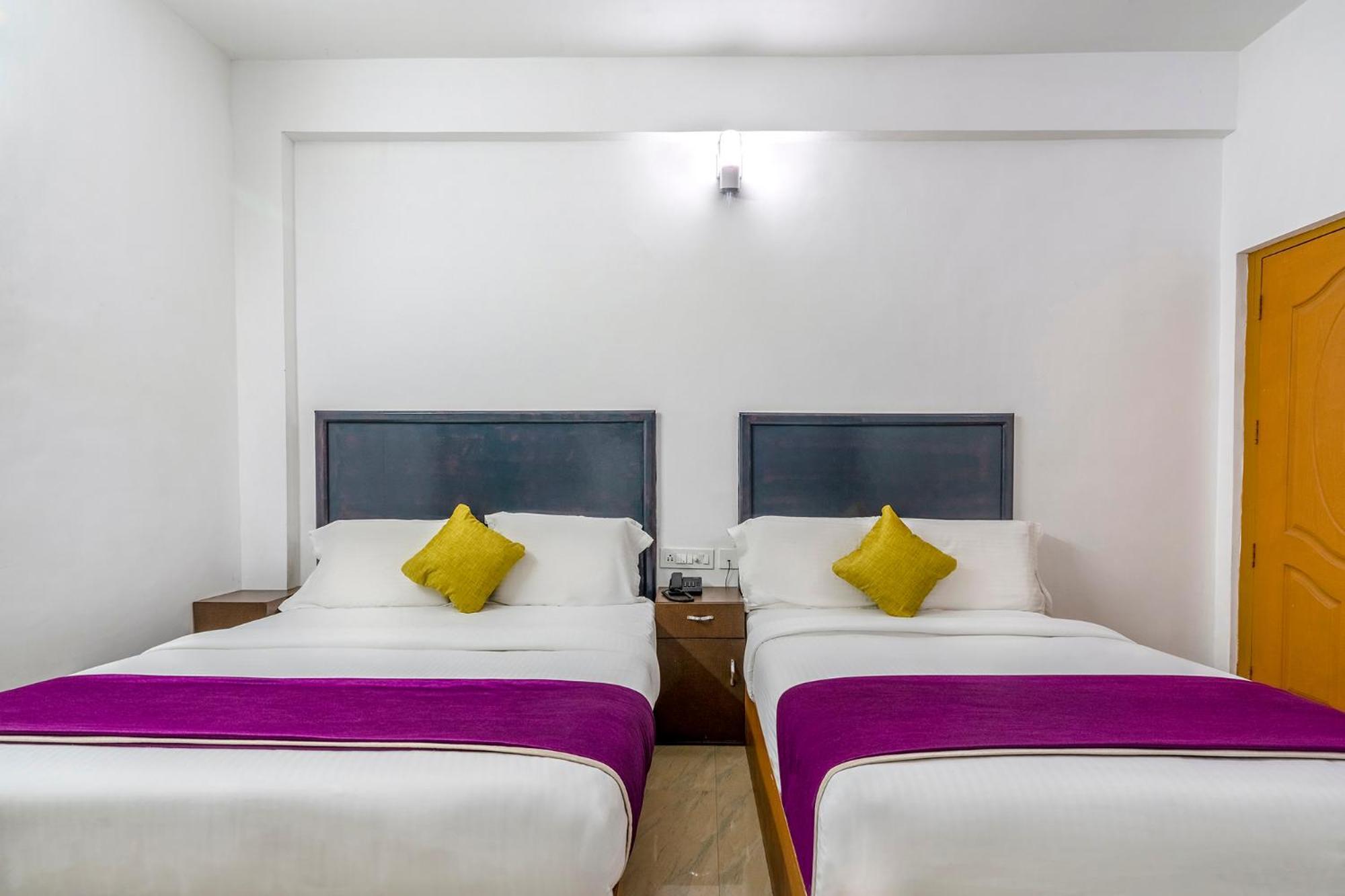 Fabhotel Abrigo Residency Anaviratty Exteriör bild