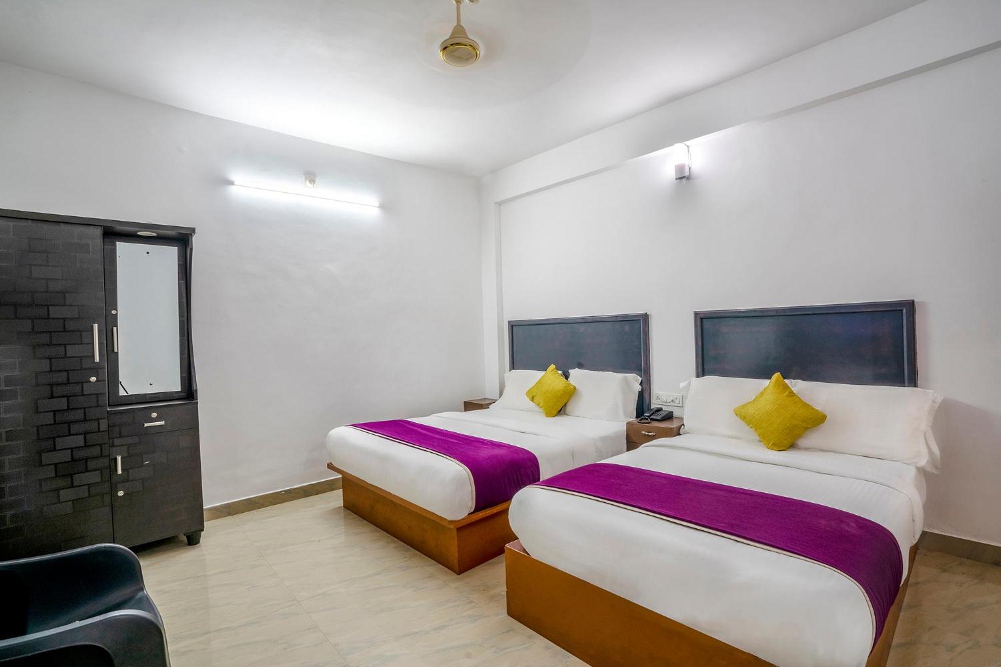 Fabhotel Abrigo Residency Anaviratty Exteriör bild