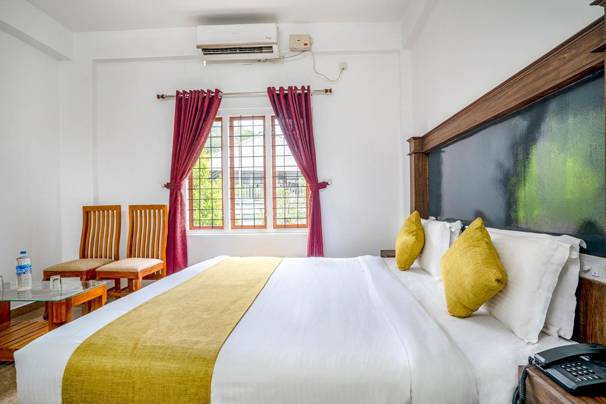 Fabhotel Abrigo Residency Anaviratty Exteriör bild