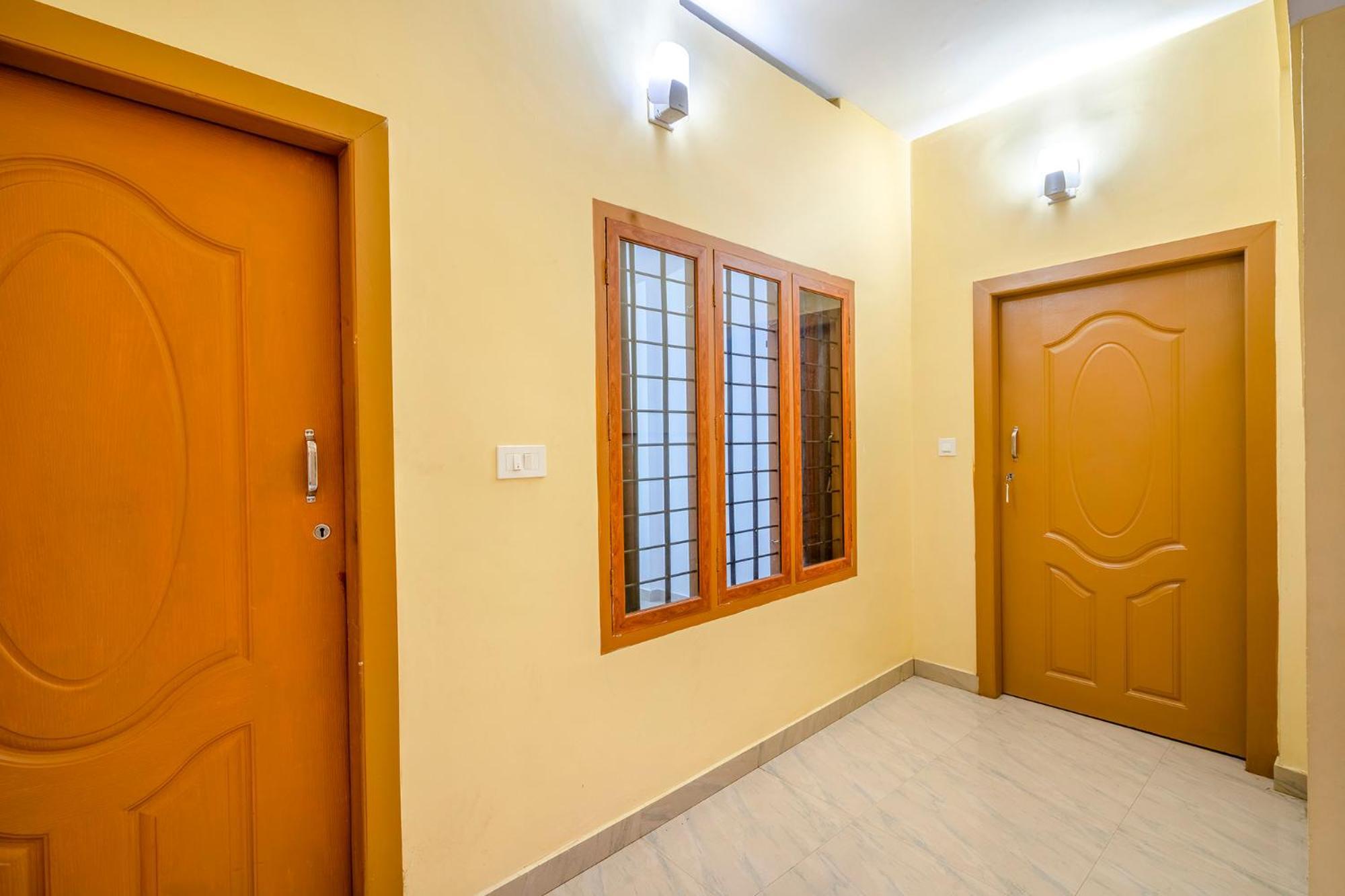 Fabhotel Abrigo Residency Anaviratty Exteriör bild