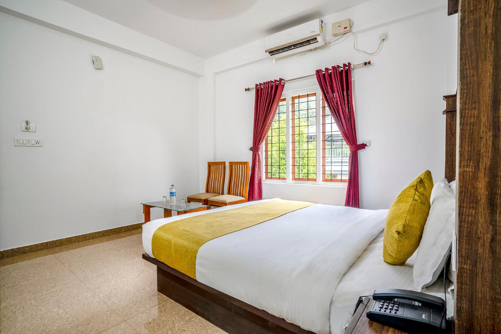 Fabhotel Abrigo Residency Anaviratty Exteriör bild