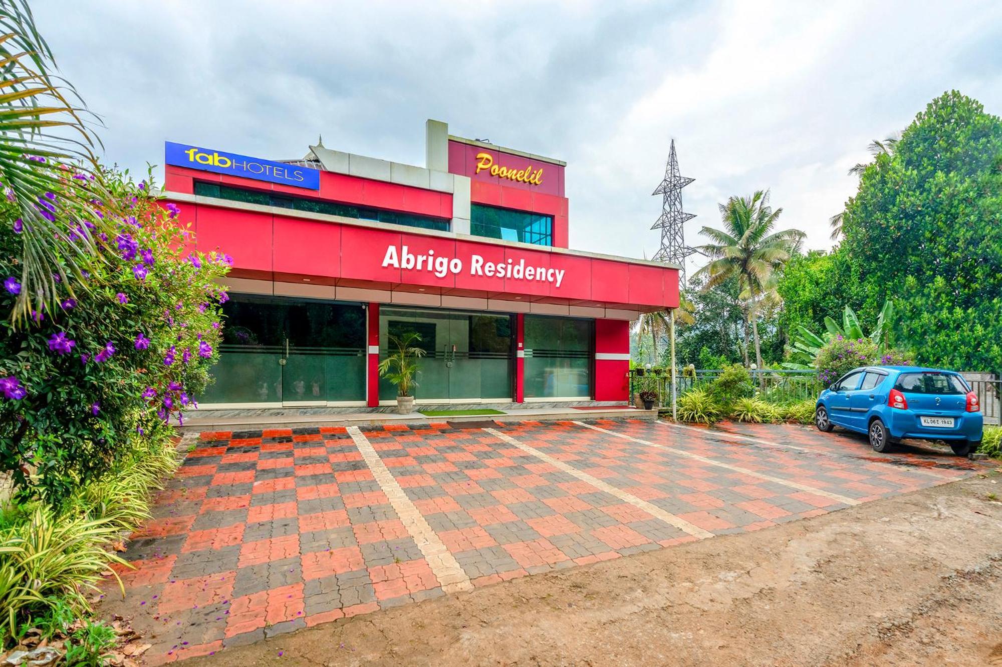 Fabhotel Abrigo Residency Anaviratty Exteriör bild
